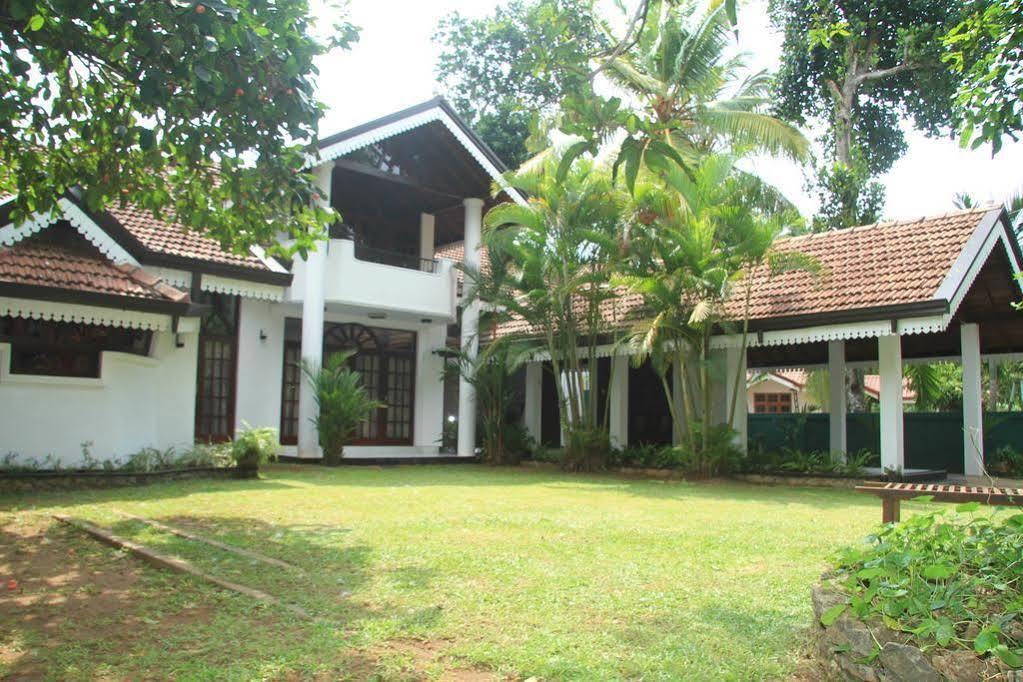 Villa Taprobane Негомбо Экстерьер фото
